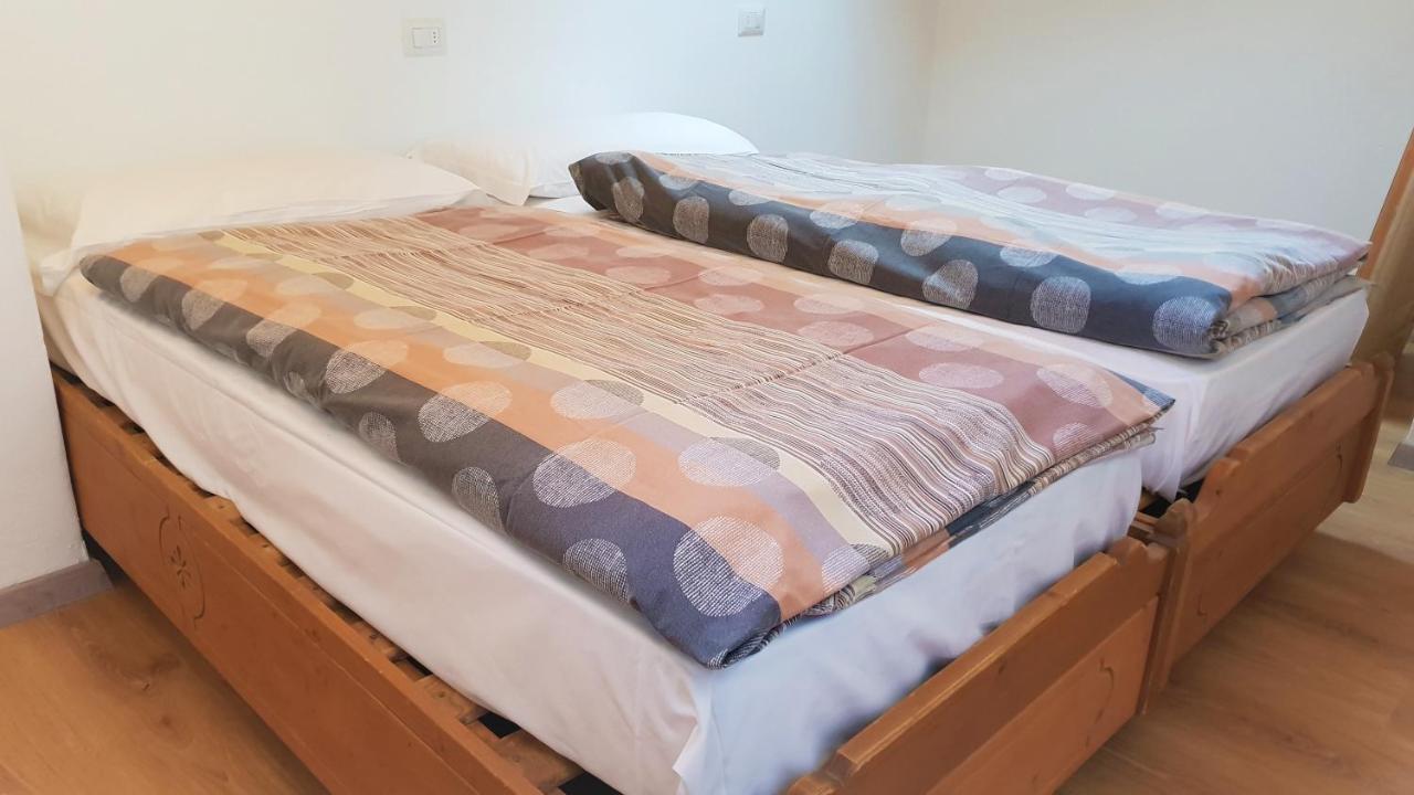 Alpino Lodge Bivio 利维尼奥 外观 照片